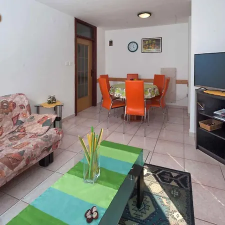 Apartment In - Istrien 38512